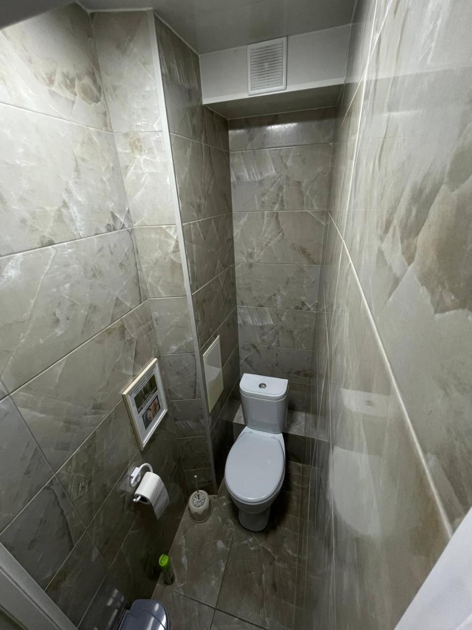 Hostel Nomad Almaty Exterior photo